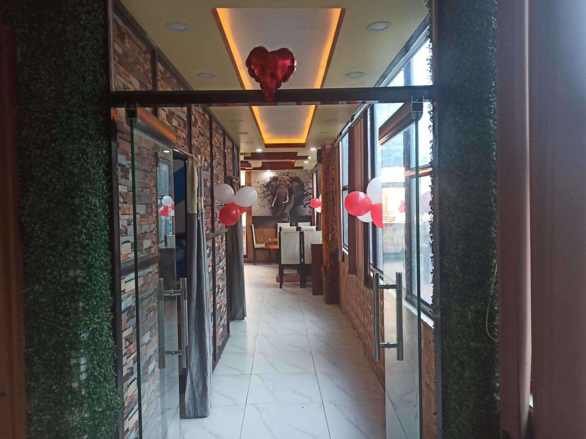 Atithi The Food Palace And Hotel Janakpur Exterior foto